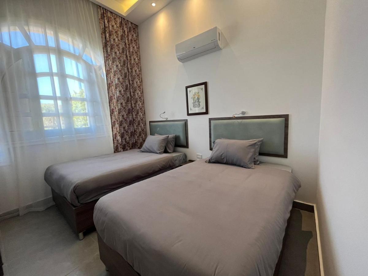 Golden Lake Marina Hotel 阿莱曼 外观 照片